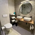 Mattoli Vila