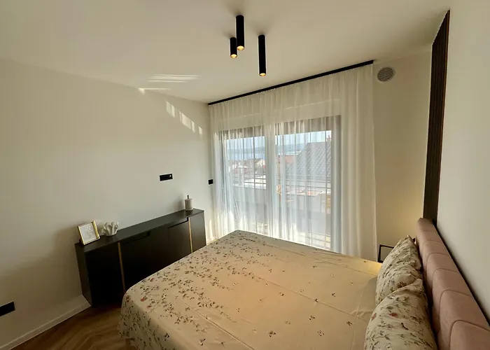 Mattoli * Crikvenica